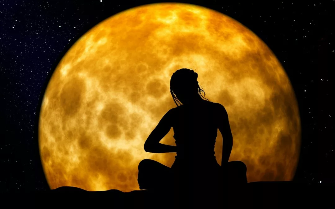 woman, silhouette, meditation-66466.jpg